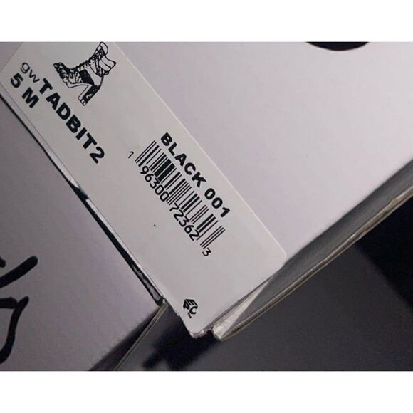 GUESS Womens Black Logo Lug Sole Tadbit Round Toe Block Heel Lace-Up Boots 5 - Picture 3 of 3